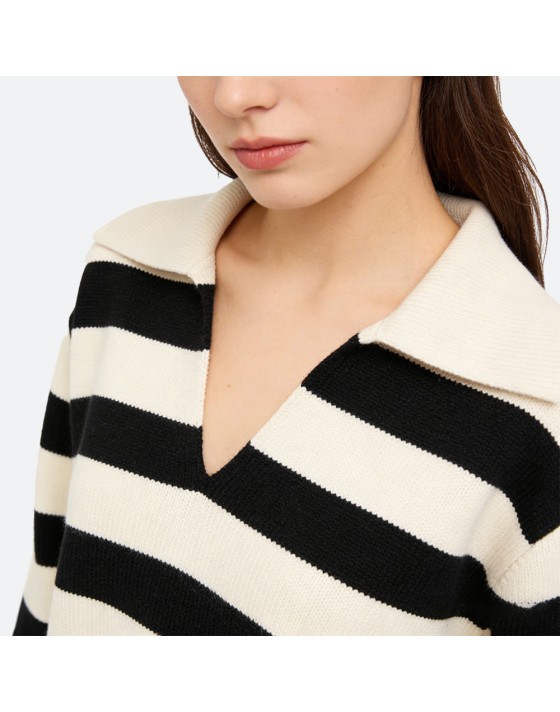 Classic Black and White Striped Pullover